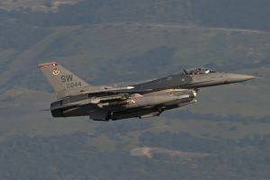 aviano august 26  2011 oup202 f 16cm 94 0044 77thfs 20thfw  shaw afb  sc