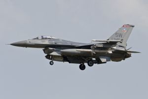 aviano july 16  2011 oup184 f 16cm 91 0345 77thfs 20thfw  shaw afb  south carolina rtb